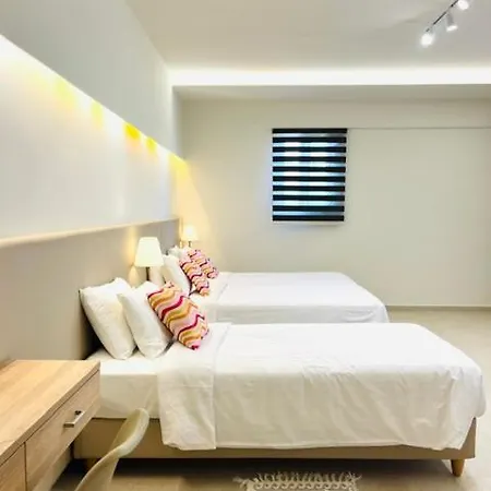 מלון Georges Estates