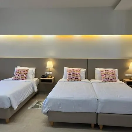מלון Georges Estates Stoúpa